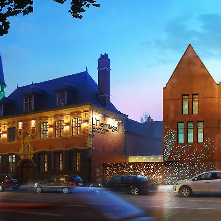 乐艾米达吉甘托里斯签名精品酒店 酒店