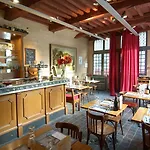 L'hermitage Gantois, Autograph Collection